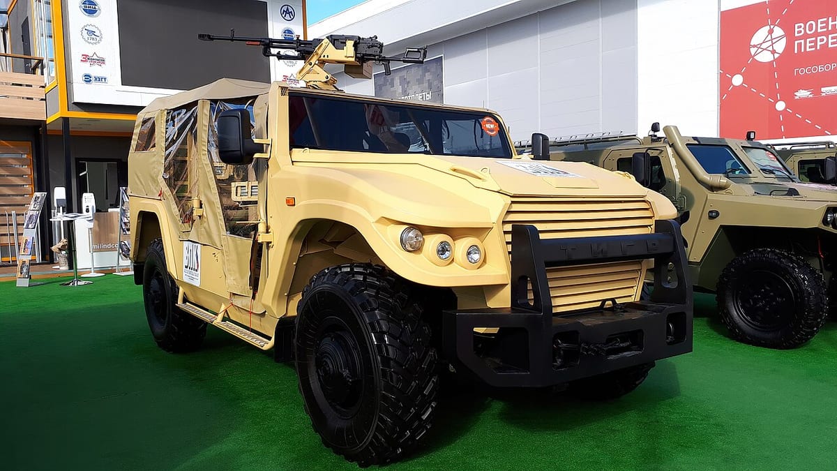 В Уганде заметили российский бронеавтомобиль ВПК-233136 «Тигр»