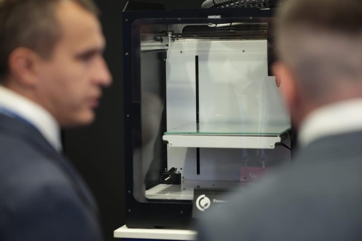 МИСИС показал универсальный 3D-принтер для гранул: металл, керамика, полимеры