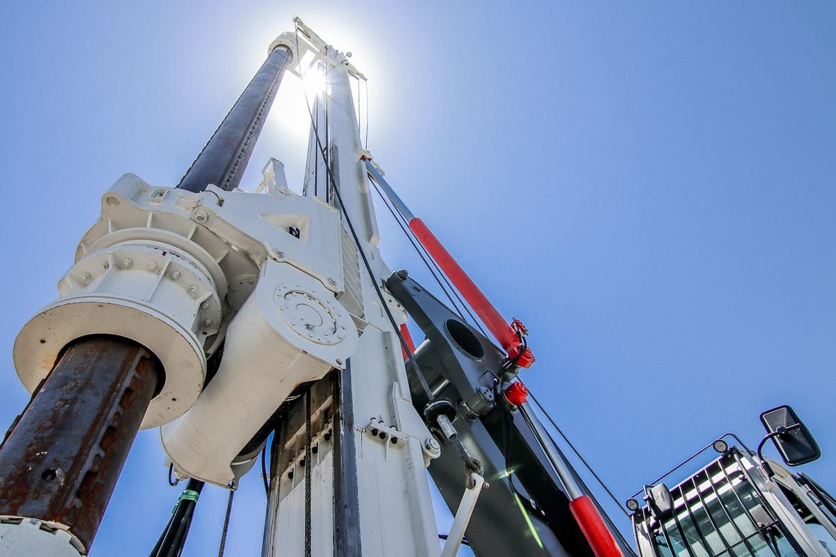 В России создали первую роторную систему наклонного бурения для нефтедобычи