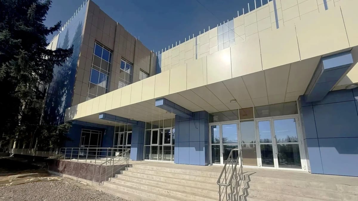В ДНР начали капремонт корпуса ДонГУ и завершают ремонт в ДонНАСА