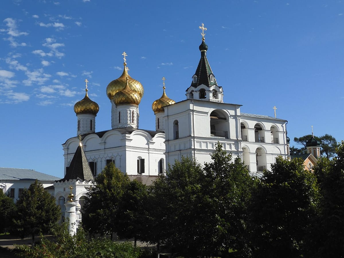 Ипатьевский монастырь в Костроме первыми в РПЦ оснастят системой на основе ИИ