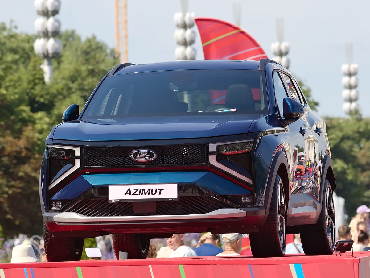 LADA Azimut на выставке в Москве, август 2026 года